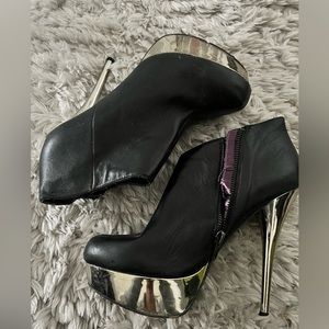Steve Madden Booties